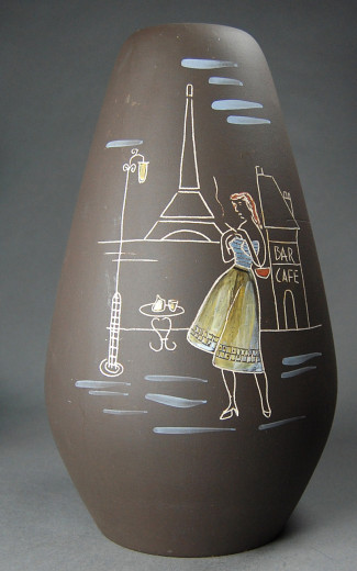 Marei, Vase Paris