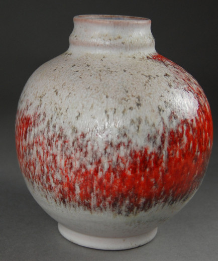 Karlsruher Majolika, Vase