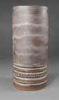 Yourstone, Vase