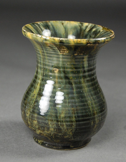 Ilkra, Vase