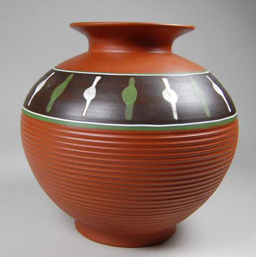 Ilkra, Vase