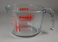 Pyrex, Messbehlter