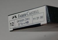 Faber-Castell, Bleistifte Dessin 2001 2 1/2 = HB